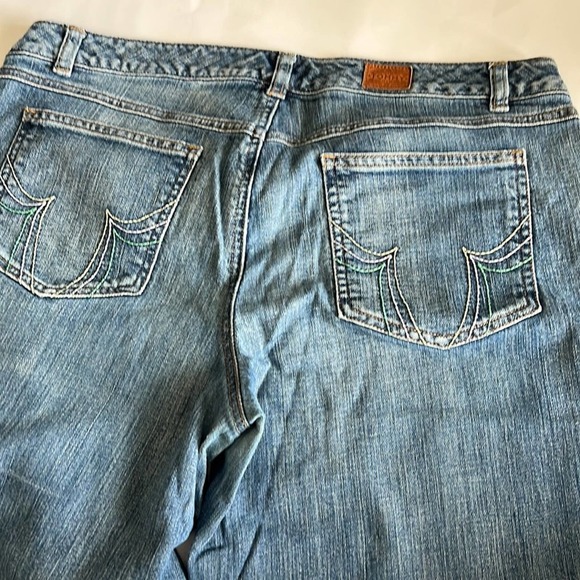 Tommy Hilfiger Pants - Tommy Jeans long shorts Size 15